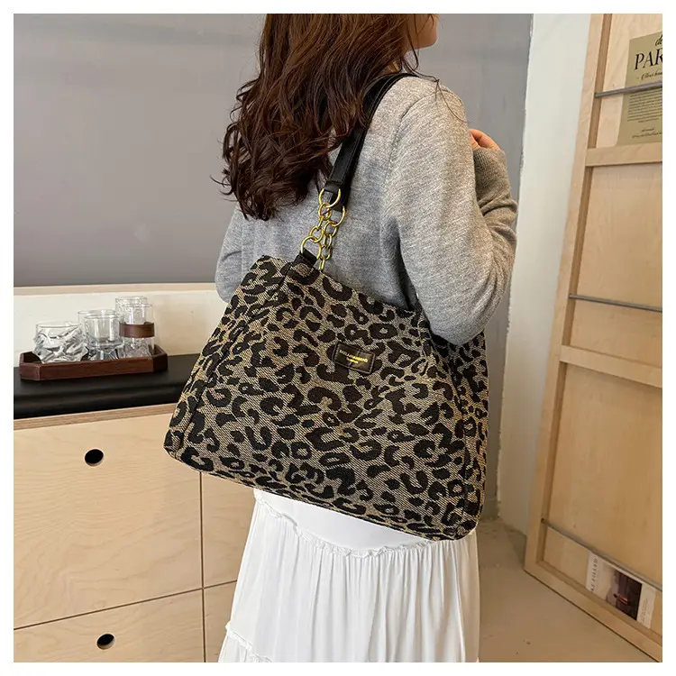 Leopard Print Women's Shoulder Bag Large Capacity — feature 21