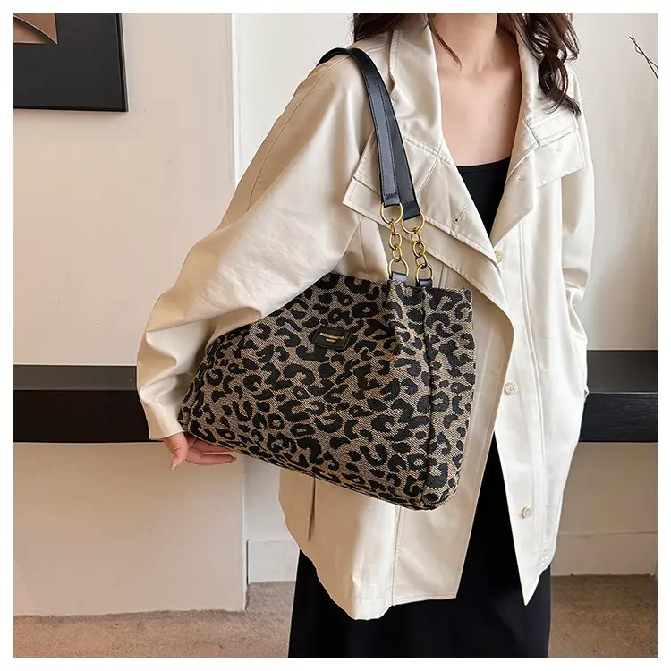 Leopard Print Women's Shoulder Bag Large Capacity — feature 23