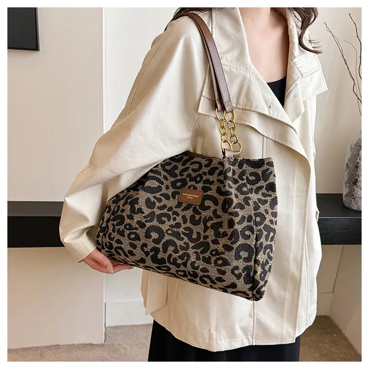 Leopard Print Women's Shoulder Bag Large Capacity — feature 26
