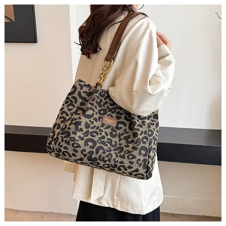 Leopard Print Women's Shoulder Bag Large Capacity — feature 27