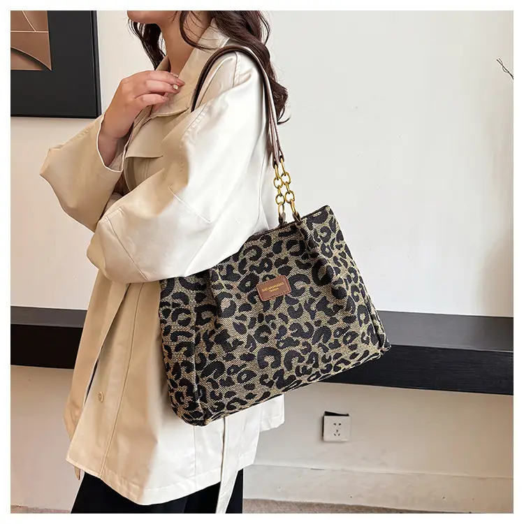 Leopard Print Women's Shoulder Bag Large Capacity — feature 28