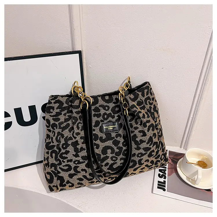 Leopard Print Women's Shoulder Bag Large Capacity — feature 32