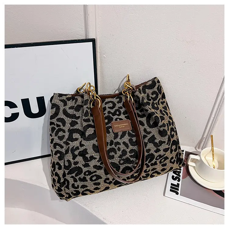 Leopard Print Women's Shoulder Bag Large Capacity — feature 33