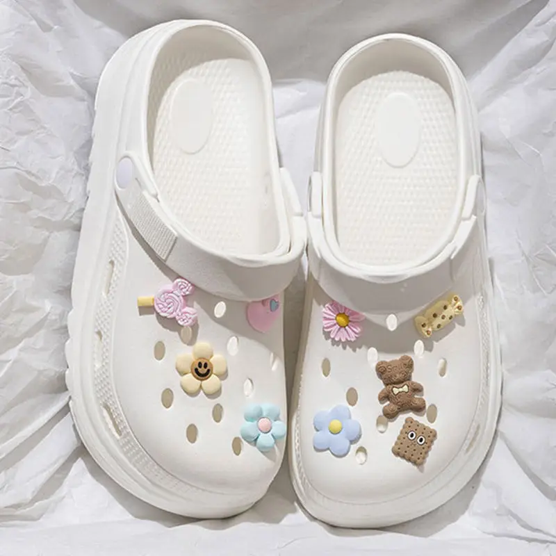 2025 New Beach Cave Shoes Girls Outer Wear Summer Couples Non-slip Non-smelly EVA Thick Bottom Sandals
