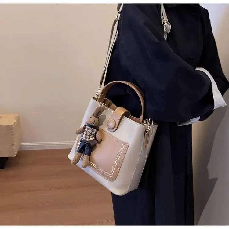 Women's Brown Leather Shoulder Bag with Crossbody Strap — feature 29