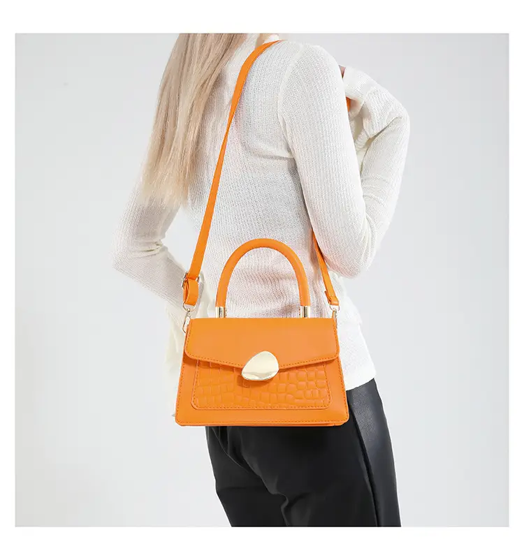 Green Croc PU Shoulder Bag 2025 — feature 14