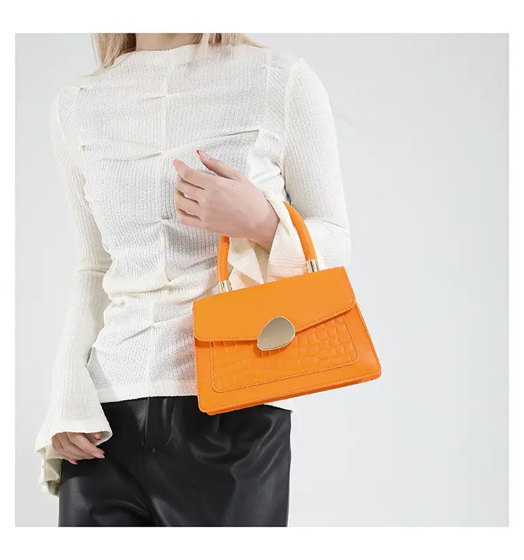 Green Croc PU Shoulder Bag 2025 — feature 15