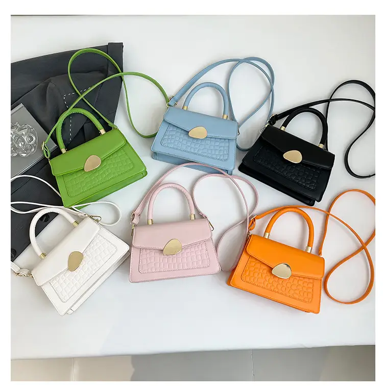 Green Croc PU Shoulder Bag 2025 — feature 8