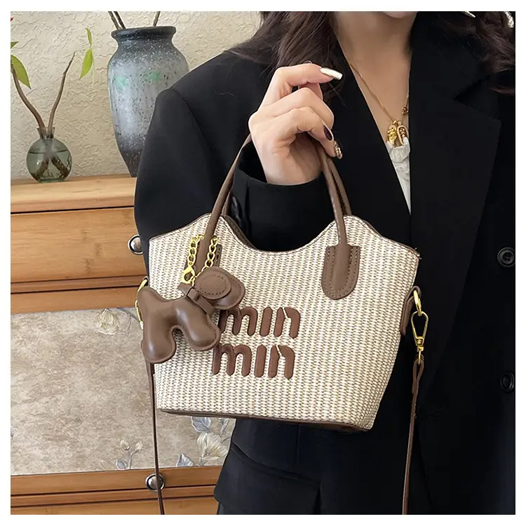 Mimmi Manojou Cross-Brand Large Shoulder Tote Bag Brown — feature 13