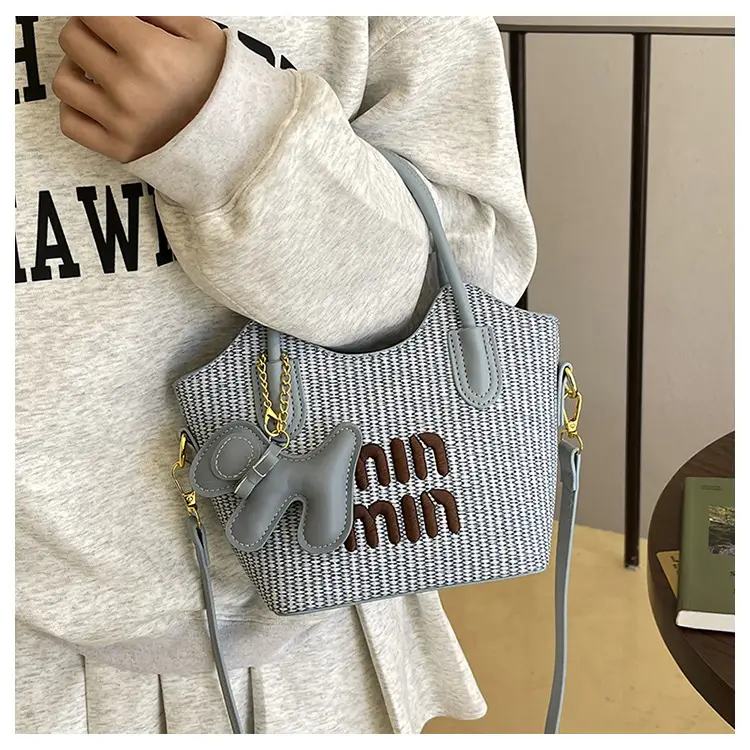 Mimmi Manojou Cross-Brand Large Shoulder Tote Bag Brown — feature 30
