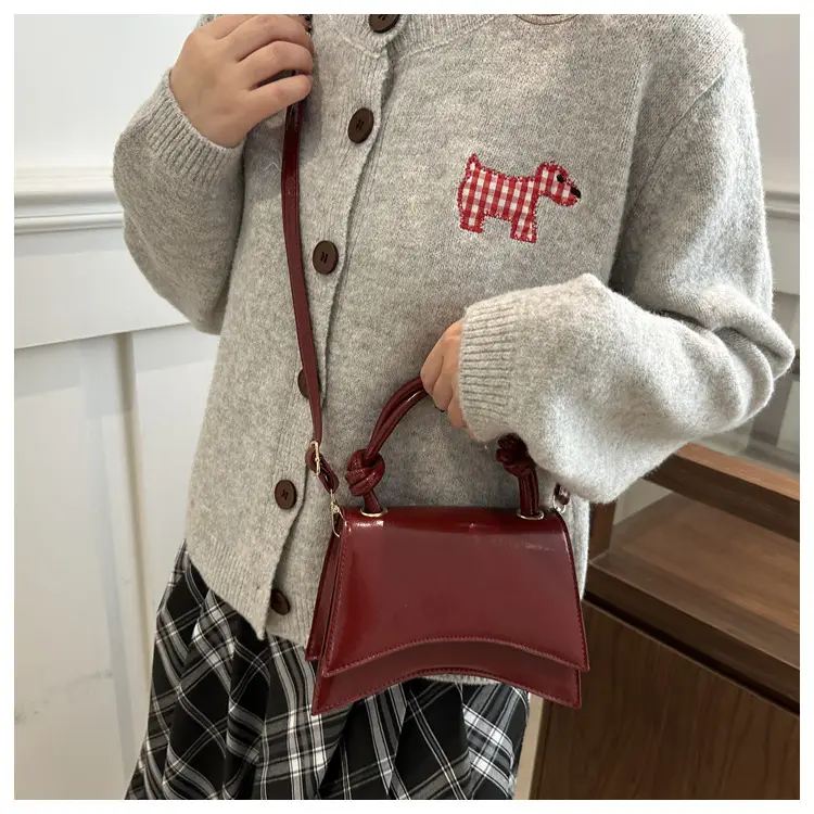 White Patent Leather Shoulder Bag for Women 2025 Spring Summer — feature 16