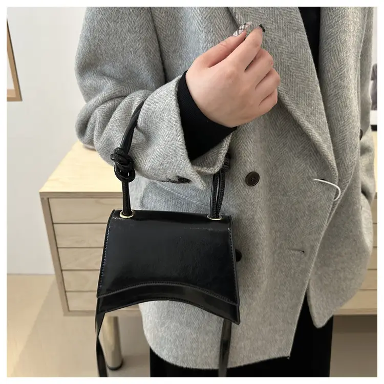 White Patent Leather Shoulder Bag for Women 2025 Spring Summer — feature 20
