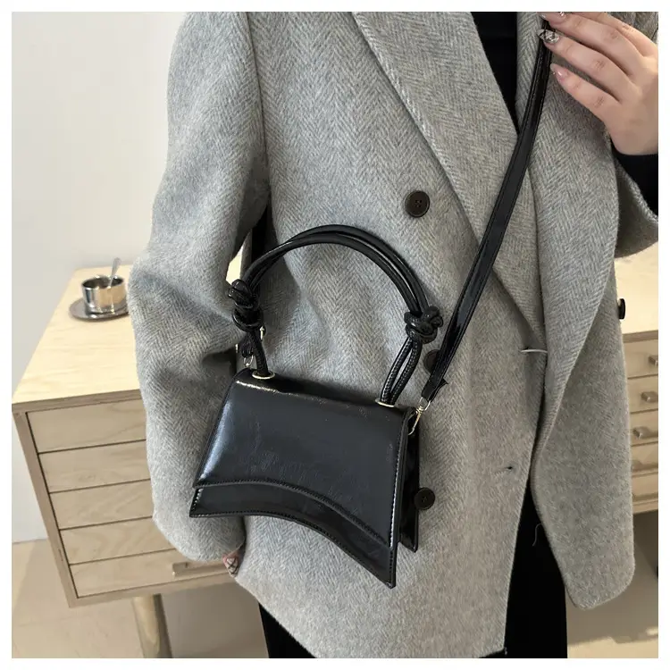 White Patent Leather Shoulder Bag for Women 2025 Spring Summer — feature 22