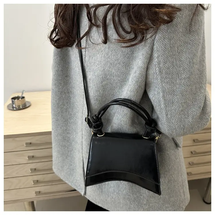 White Patent Leather Shoulder Bag for Women 2025 Spring Summer — feature 23