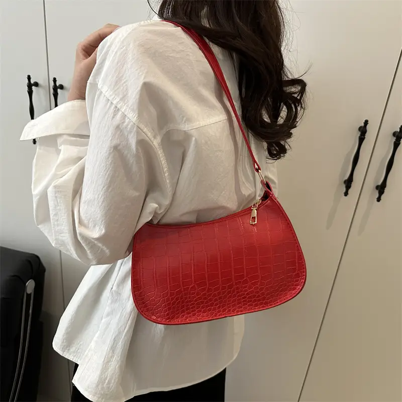 White Croc Texture Shoulder Bag 2025 Summer - Image 7