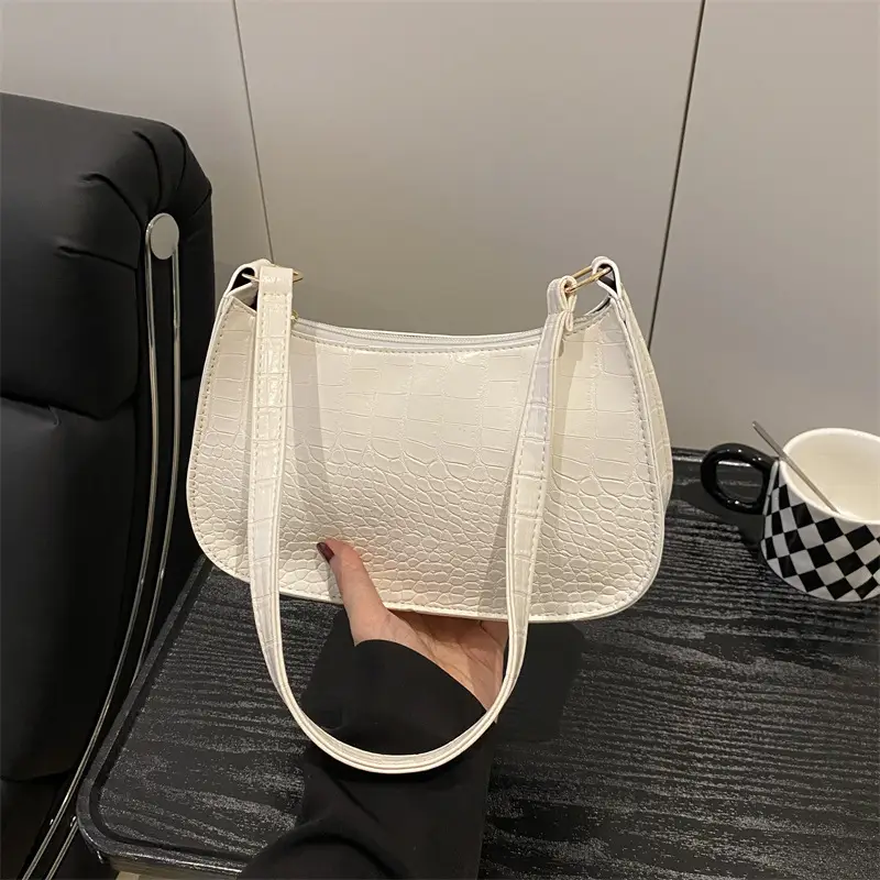 White Croc Texture Shoulder Bag 2025 Summer - Image 2