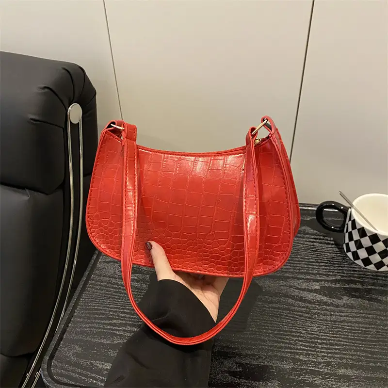 White Croc Texture Shoulder Bag 2025 Summer - Image 3