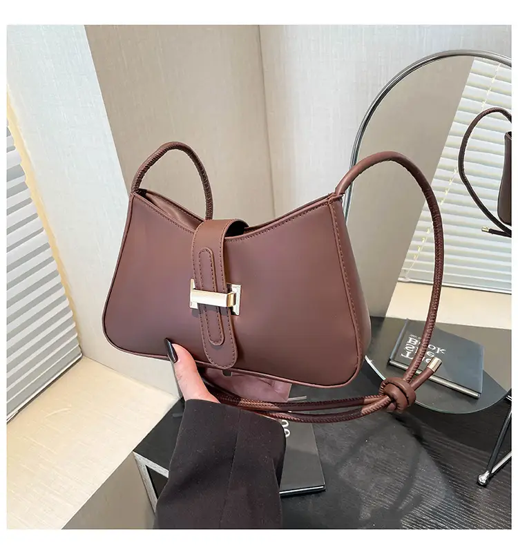 Women's Tan Crossbody Bag with Silver Clasp - Image 5