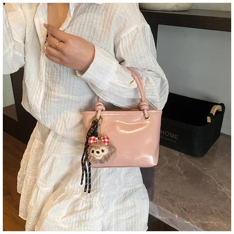 Pink Leather Shoulder Bag with Tassel for Women — feature 15
