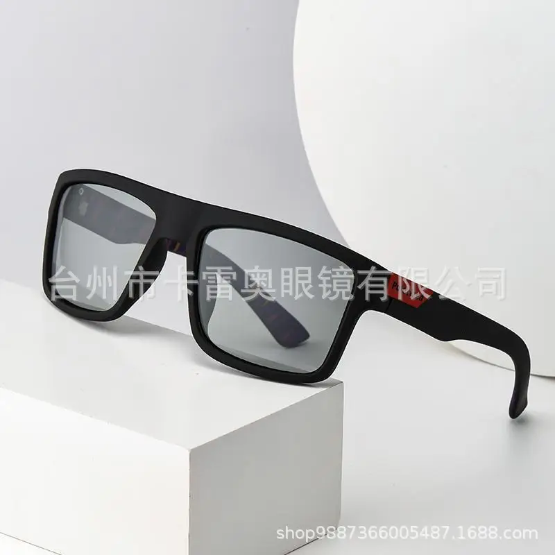 Men's Black Polarized Driving Sunglasses with High Coverage - Image 9