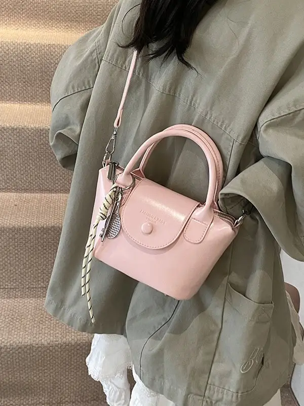 Women's Vintage Brown Crossbody Handbag with Chain Strap - Image 8