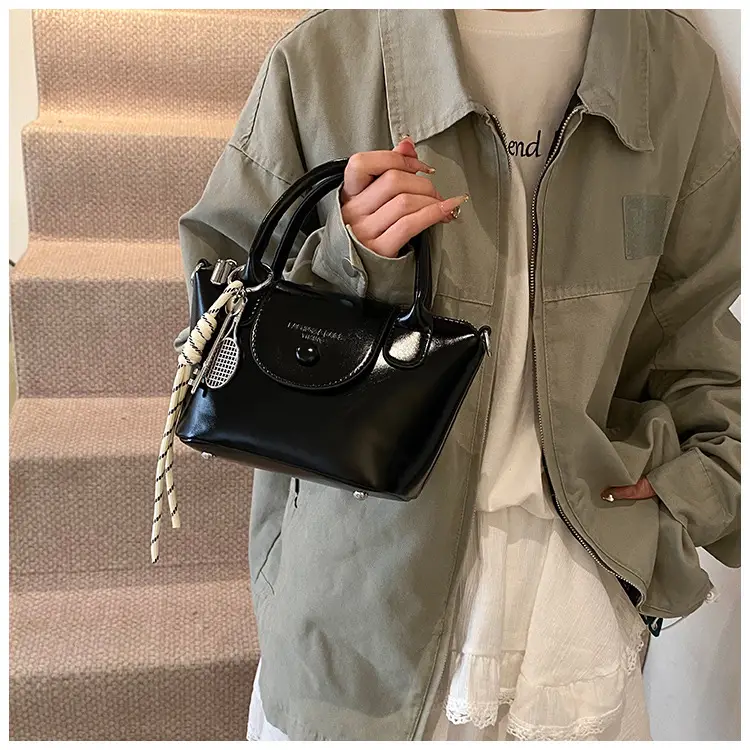 Women's Vintage Brown Crossbody Handbag with Chain Strap — feature 8