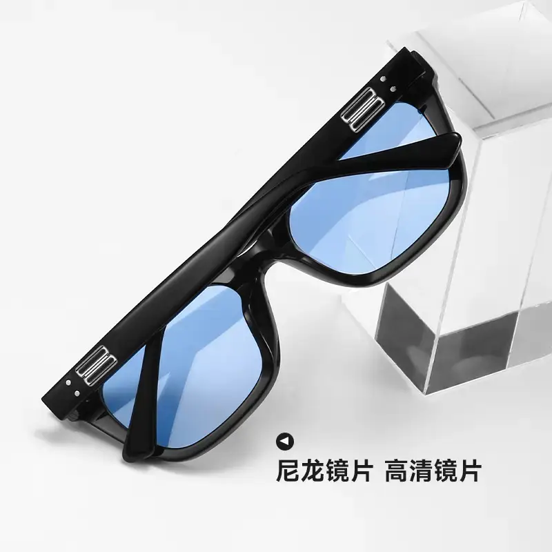 Men's Gradient Sunglasses Black Frame Light Blue - Image 15