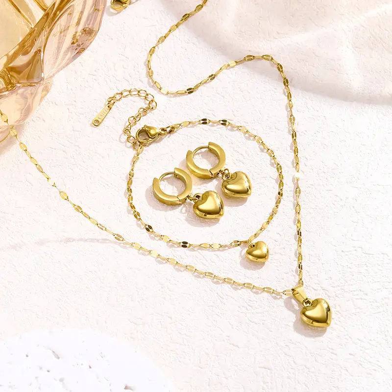 Gold Heart Earrings for Women Luxury Fashion β feature 2