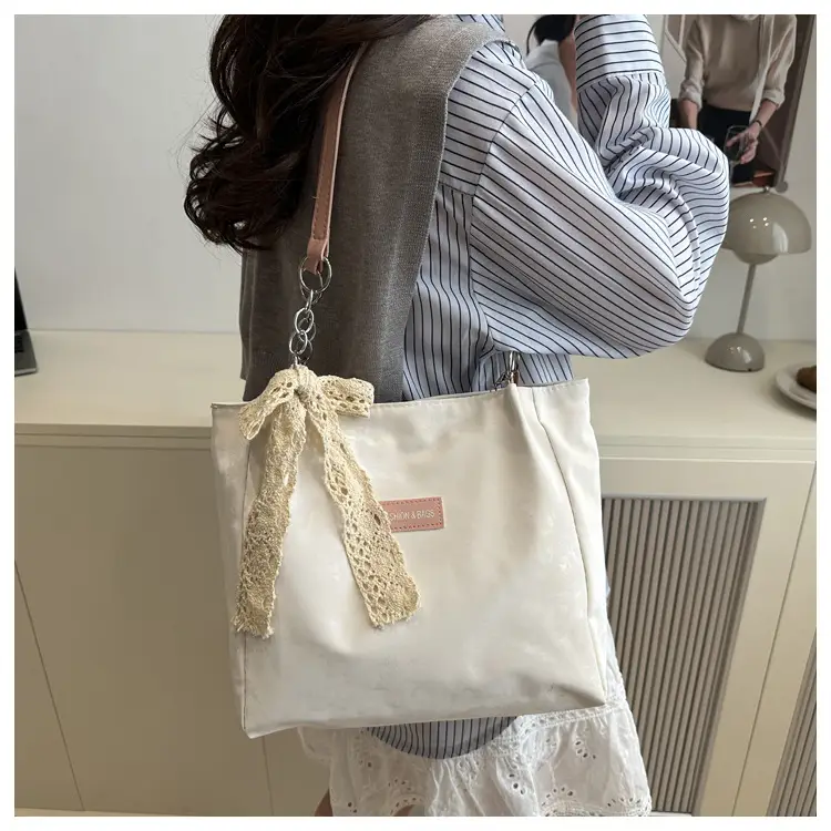 Women's White Lace Shoulder Tote Bag 2025 — feature 16