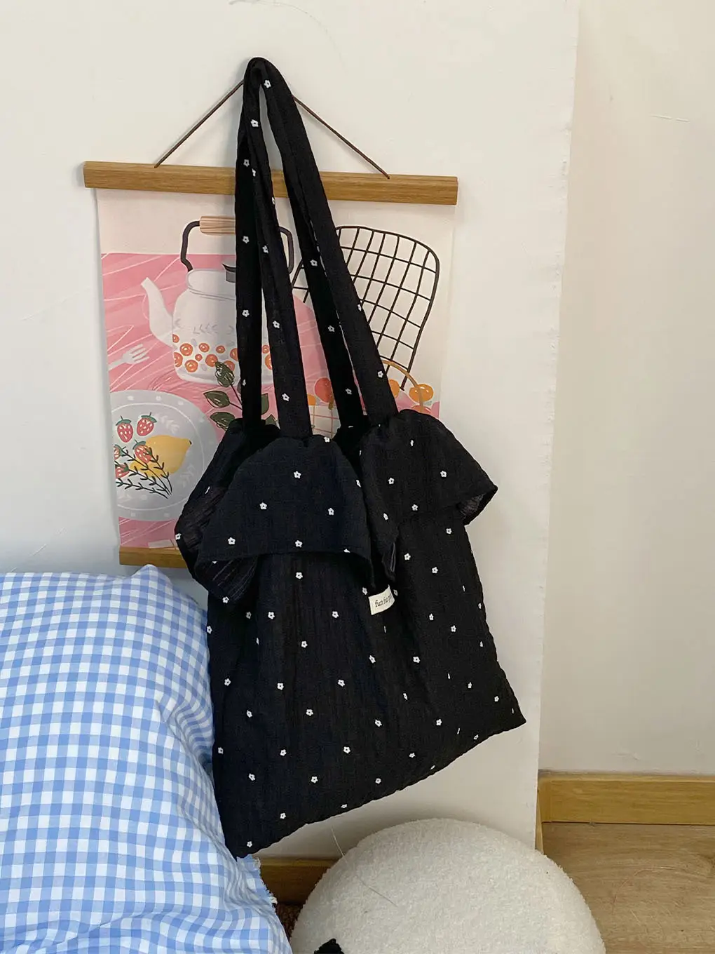 2025 Spring Mesh Shoulder Bags Fairy Style Ruffled Handbags Women — feature 10