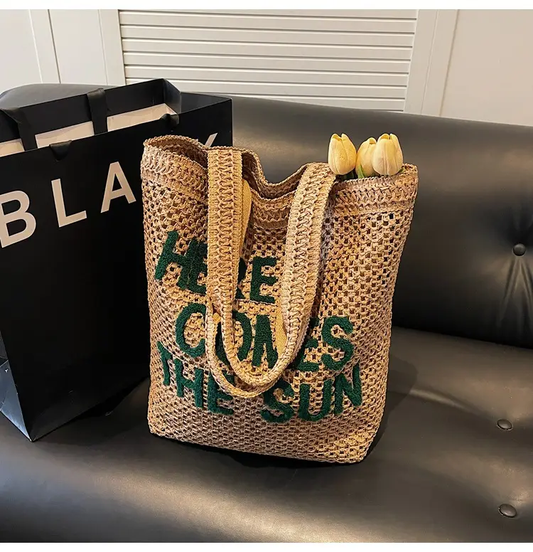 Women Crossbody Straw Bag Spring Summer 2026 — feature 10