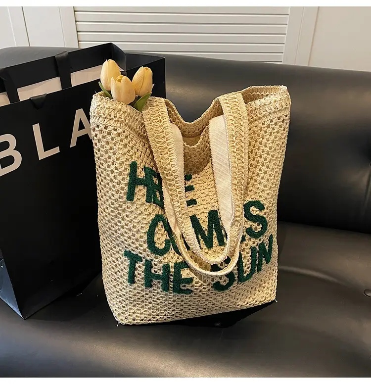 Women Crossbody Straw Bag Spring Summer 2026 — feature 7
