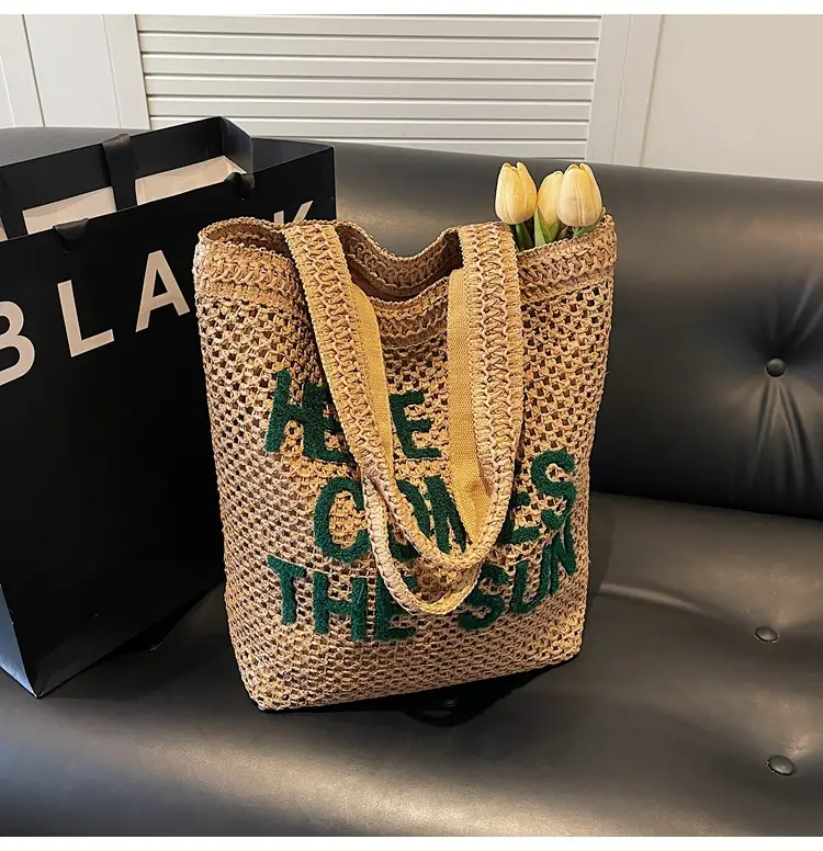 Women Crossbody Straw Bag Spring Summer 2026 — feature 9