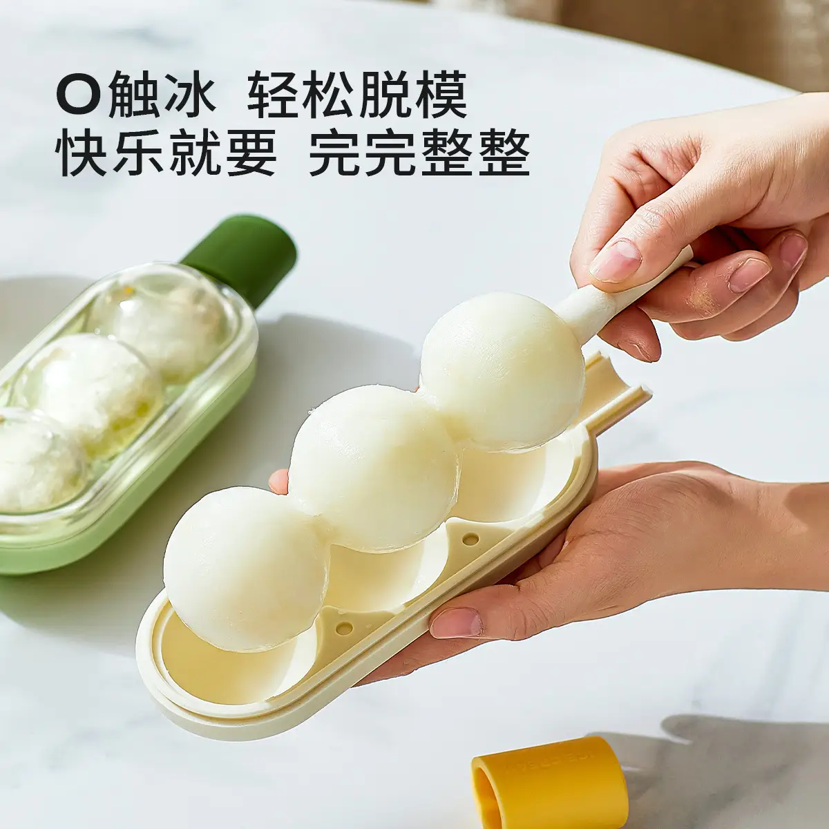 Silicone Ice Lattice Mold for Summer Ice Cream & Pop Sips - Image 6