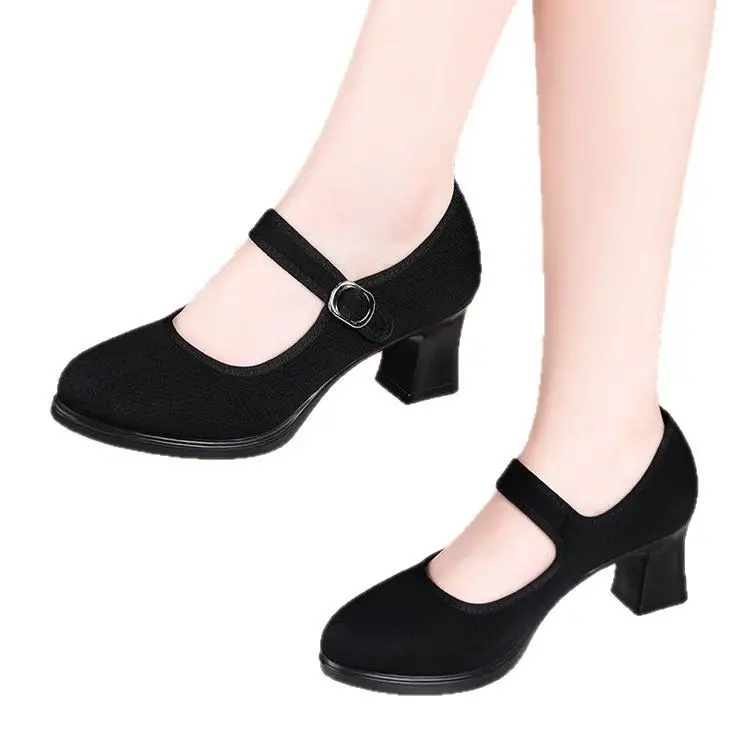 Cheongsam soft-soled cloth shoes model non-slip black 2025 spring new single-layer shoes work shoes high heels dancing mother