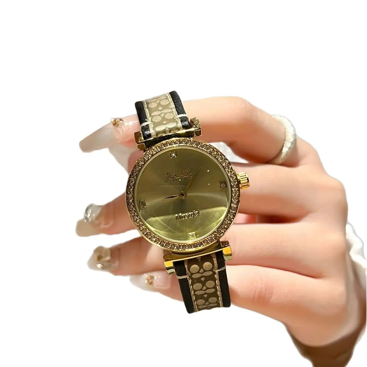 Gold Plated Women's Quartz Watch with Chain Strap - Image 6
