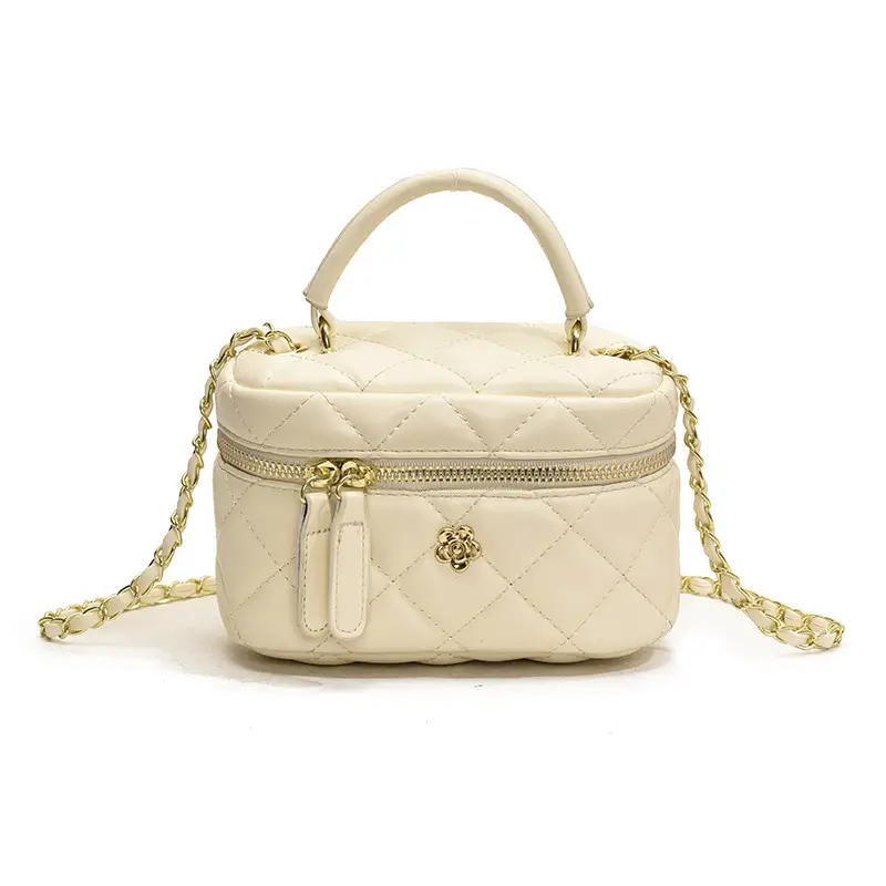 Black Quilted Chain Handbag for Women 2025 Spring - Image 2