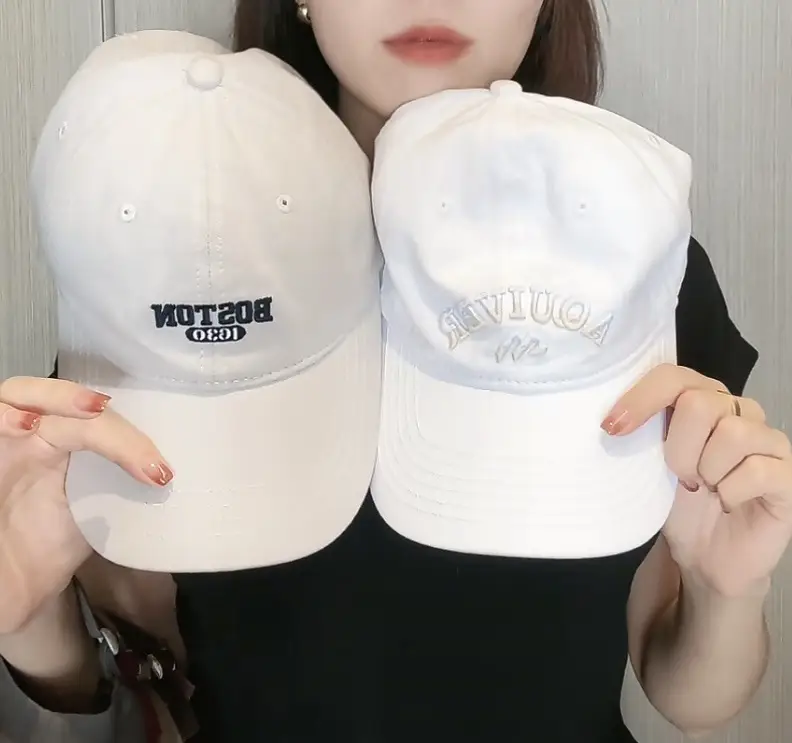 Women's Big Head Baseball Cap Brown 2025 Winter — feature 6
