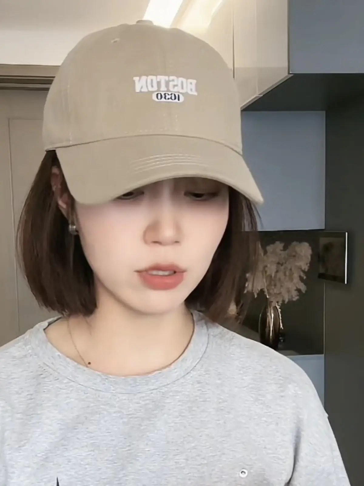 Women's Big Head Baseball Cap Brown 2025 Winter - Image 4