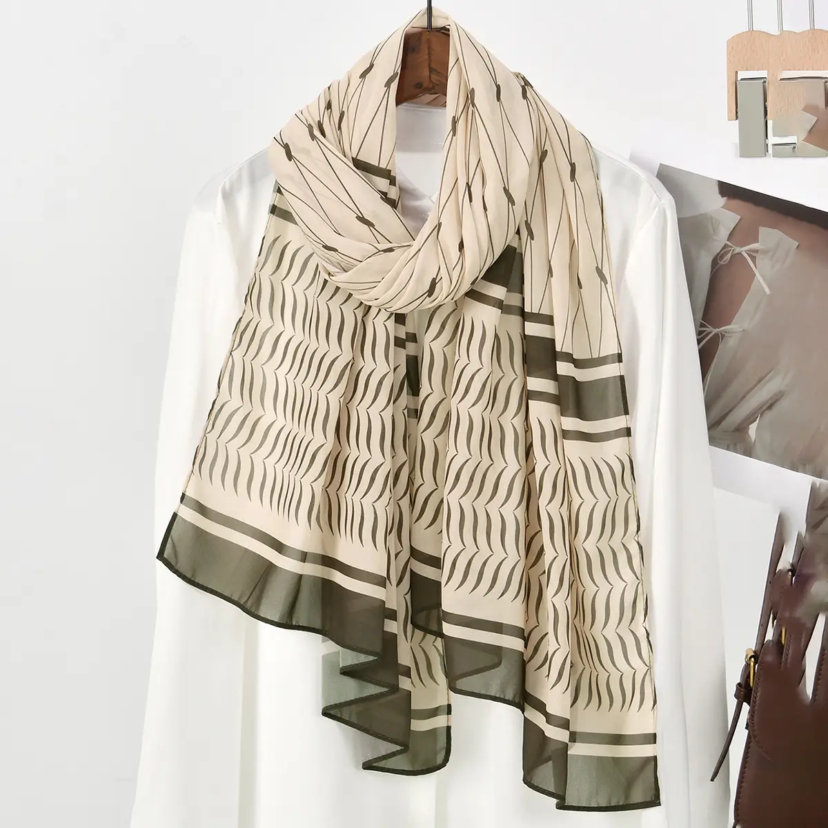 Arabian Chiffon Long Scarf for Women Beige Black — feature 7