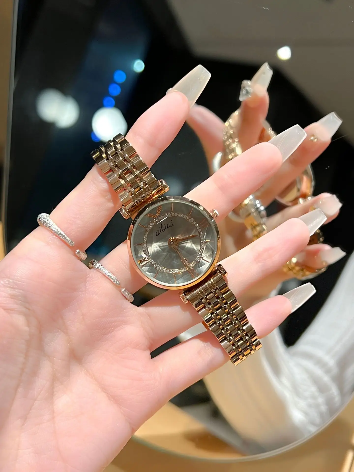 Women's Mirror Diamond Glass Ferris Wheel Watch Gold Steel Belt — feature 1