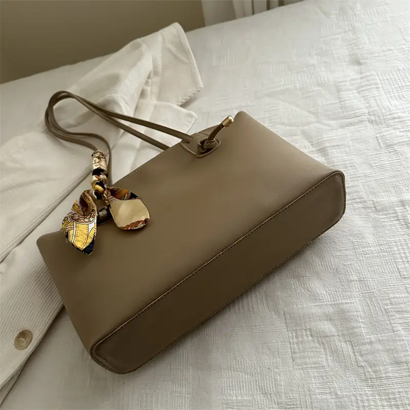 Retro Texture Shoulder Bag Large Capacity Tan - Image 6