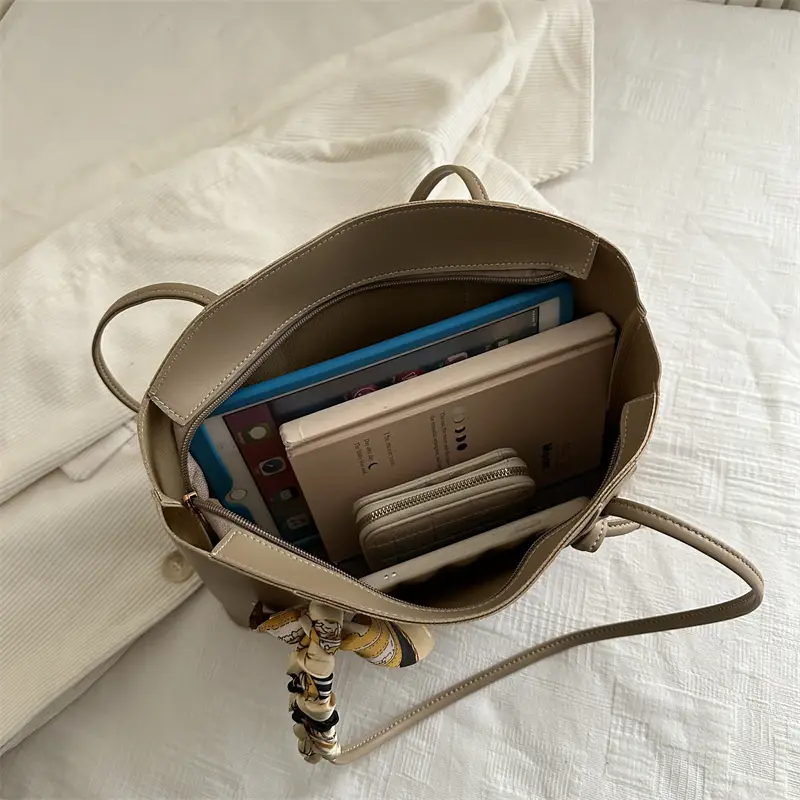Retro Texture Shoulder Bag Large Capacity Tan - Image 8