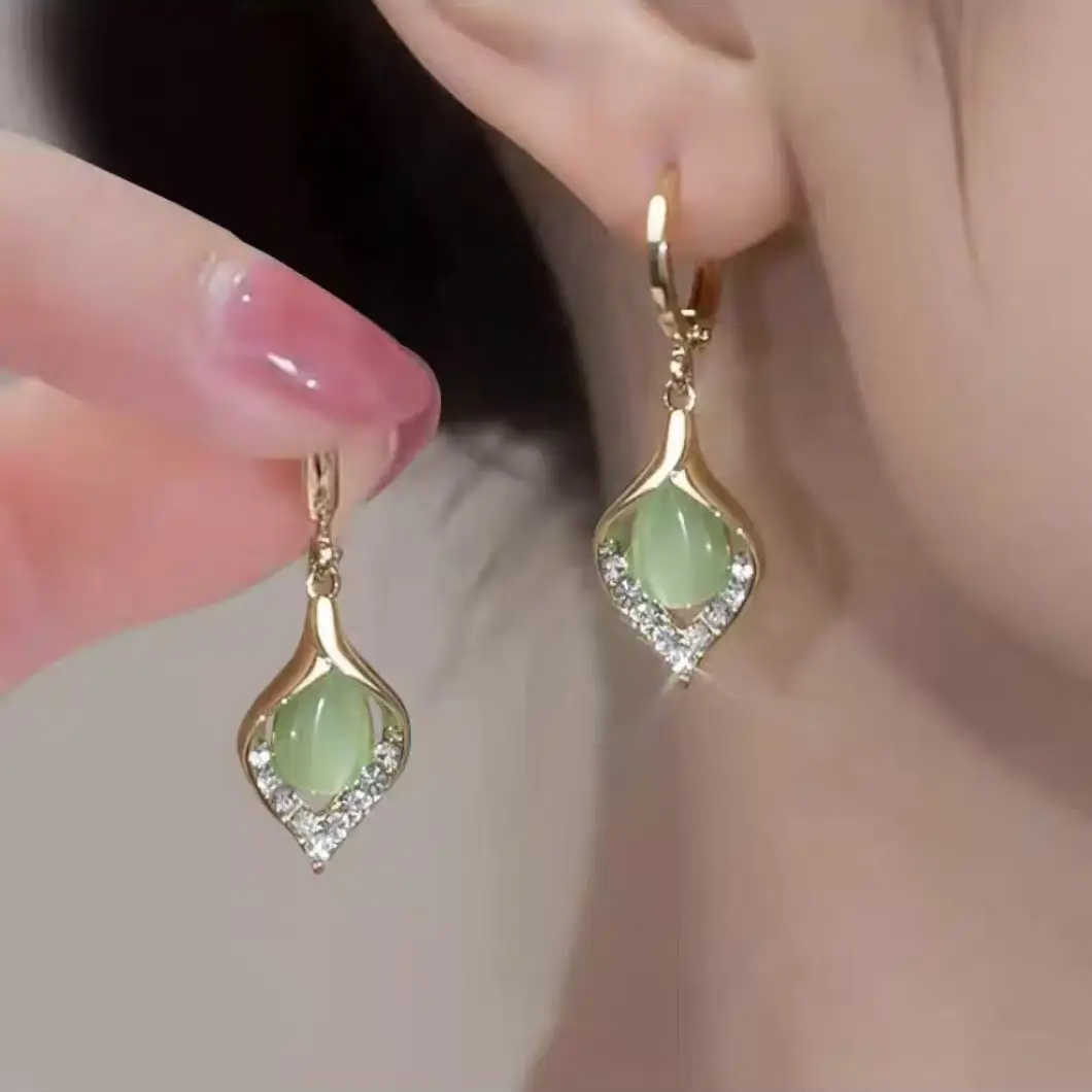 Angel's Eye Light Green Earrings for Women - Image 4