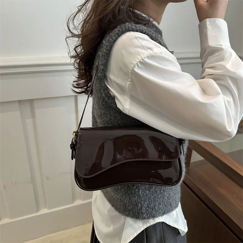 White Patent Leather Shoulder Bag for Women 2025 - Image 7