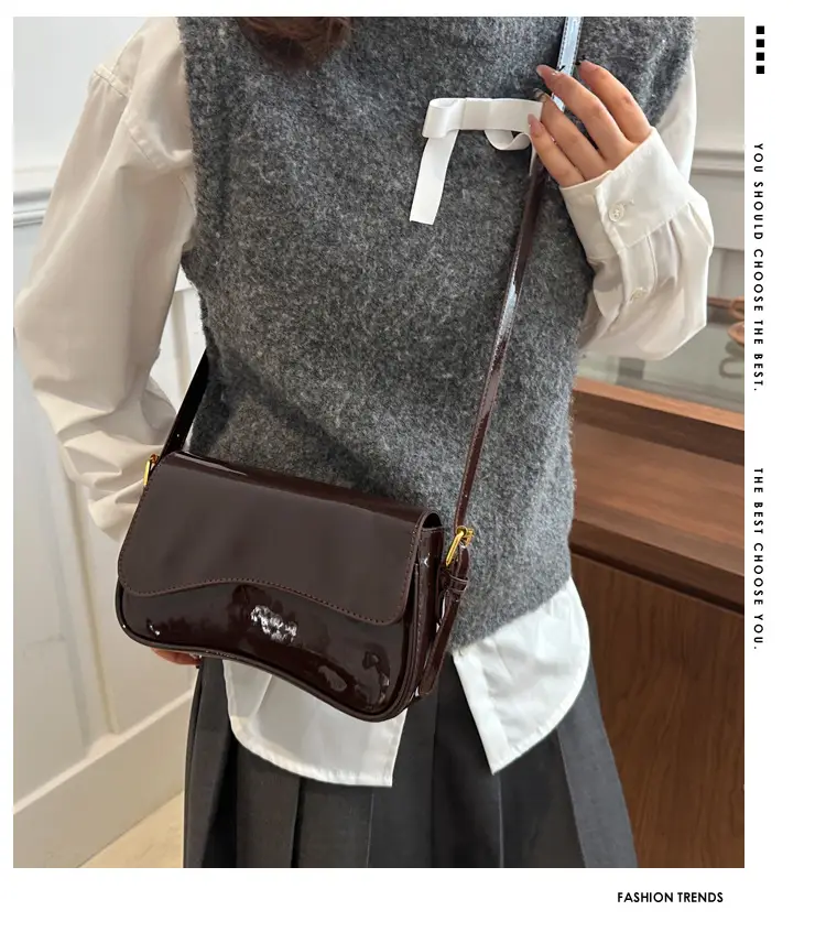 White Patent Leather Shoulder Bag for Women 2025 — feature 1