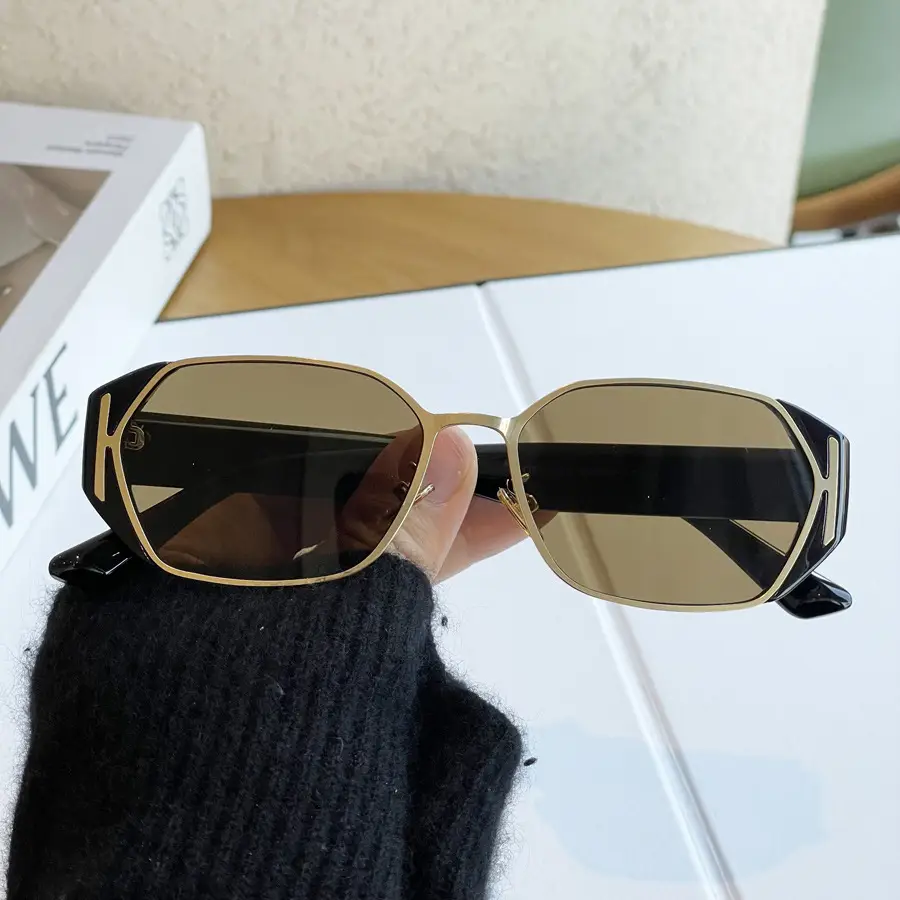2025 Ice Cat's Eye Sunglasses Women Hot Girl Fashion