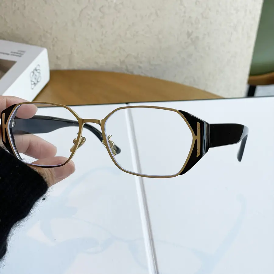 2025 Ice Cat's Eye Sunglasses Women Hot Girl Fashion