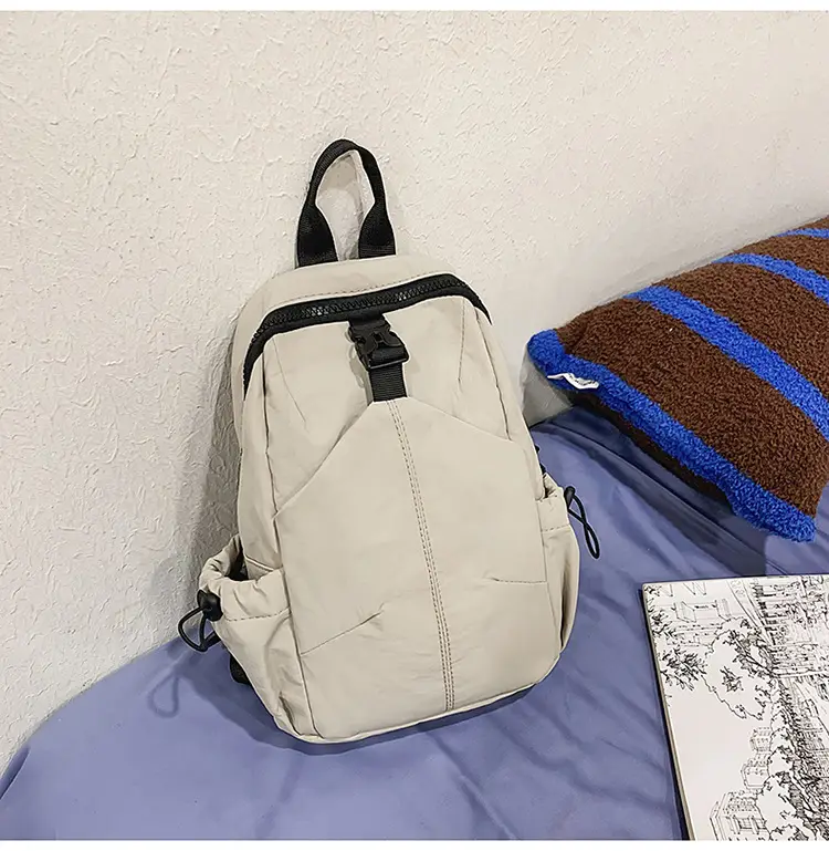 Black Unisex Lightweight Daily Backpack — feature 21