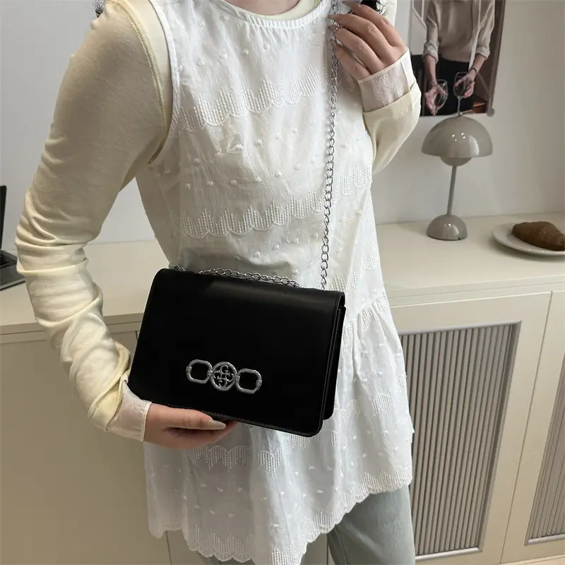 Pink Korean Style Chain Shoulder Bag for Women - Image 6